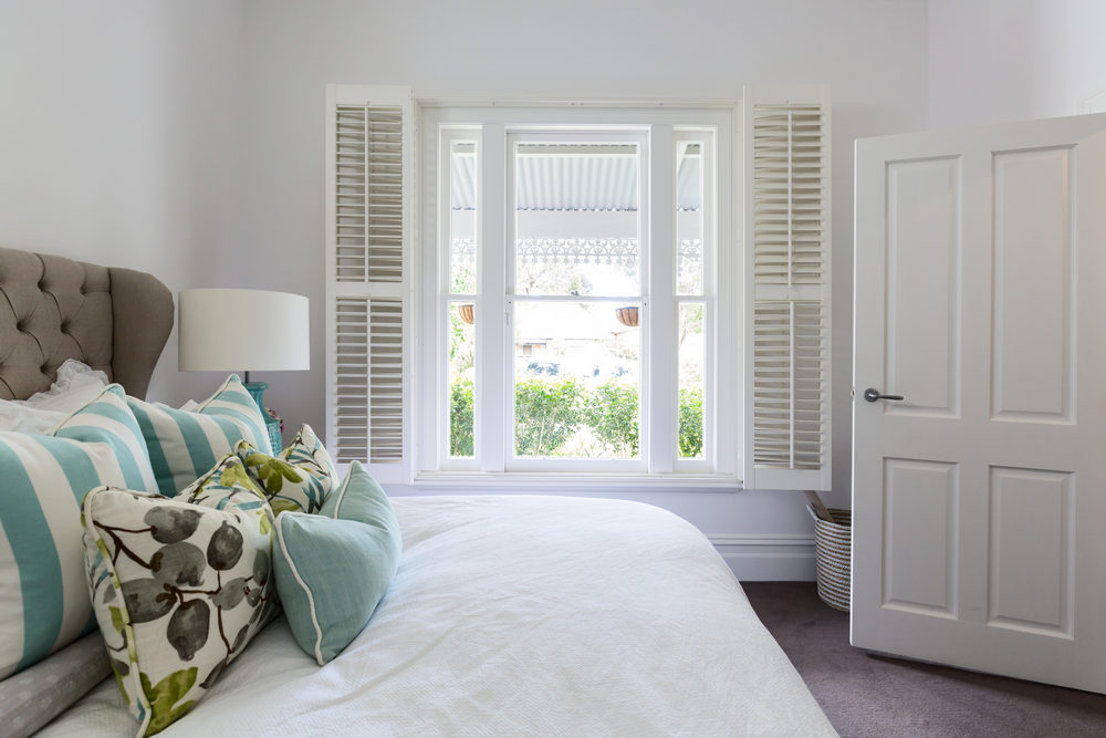 10 Reasons to Choose Vinyl Windows