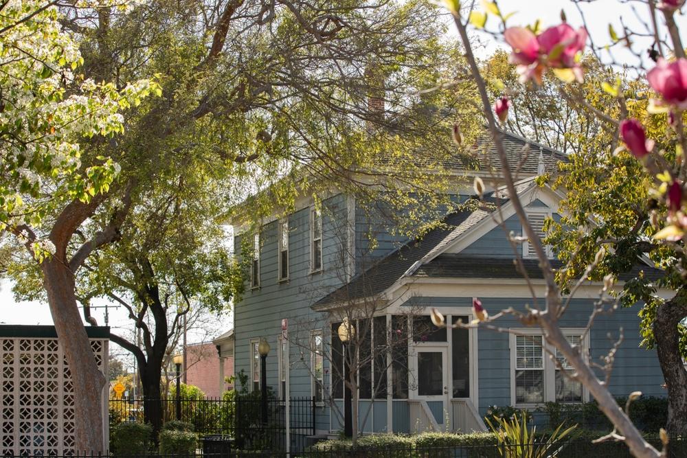 Replacement Windows in Bell, CA